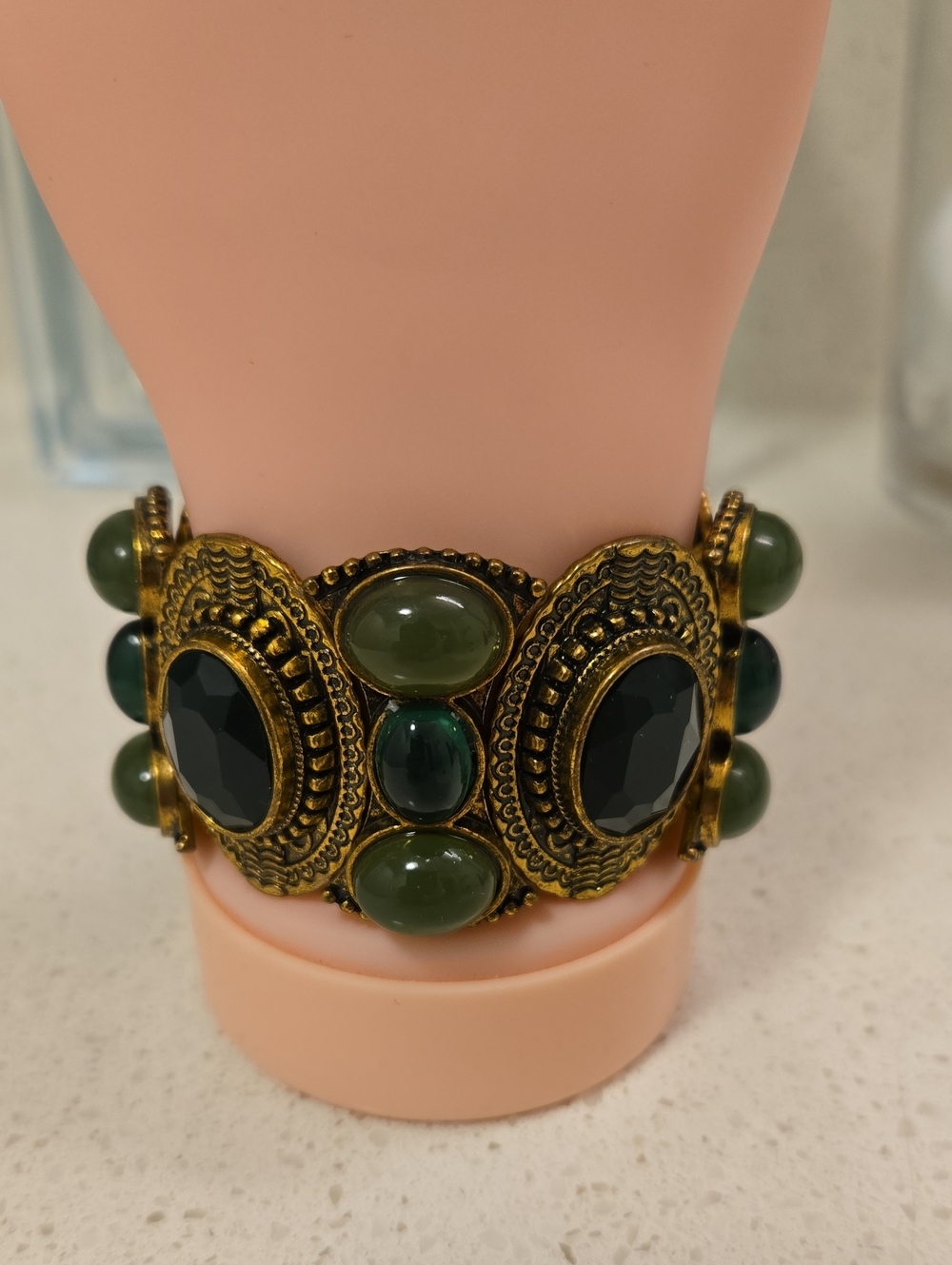 Vintage Gold Tone Stretch Bracelet